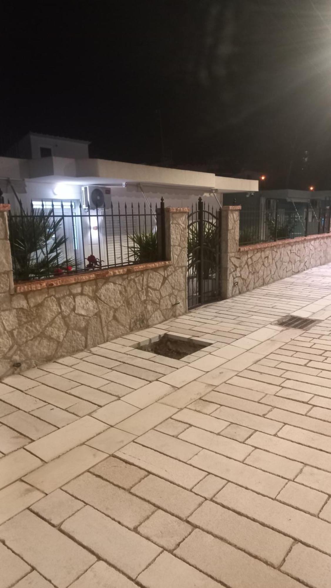 Arjan Dyli Guesthouse Ksamil Rum bild